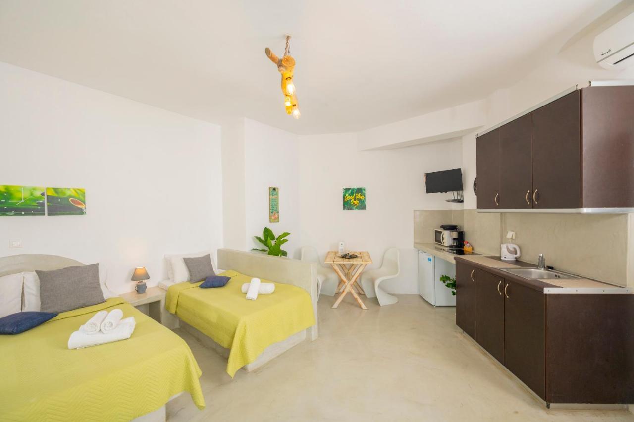 Loukas & Emma Eco Houses Perissa  Ngoại thất bức ảnh